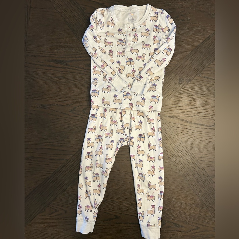 Roller Rabbit pajama set, size 4, white with Llamas